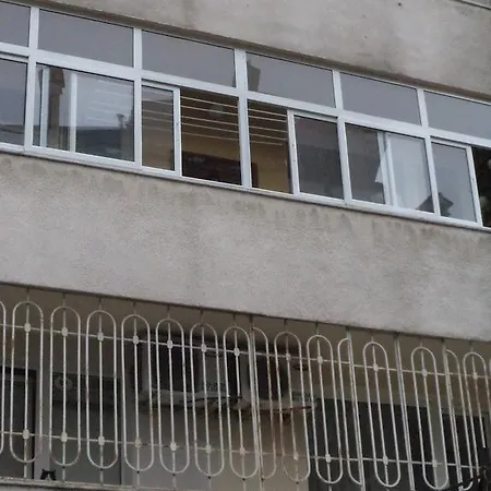 80 M2 In City Center Apartmán