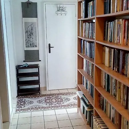 Apartmán 80 M2 In City Center Varna